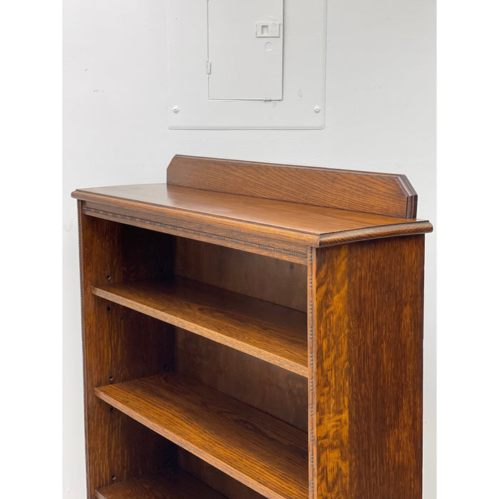 Vintage Traditional English Bookshelf UK Import