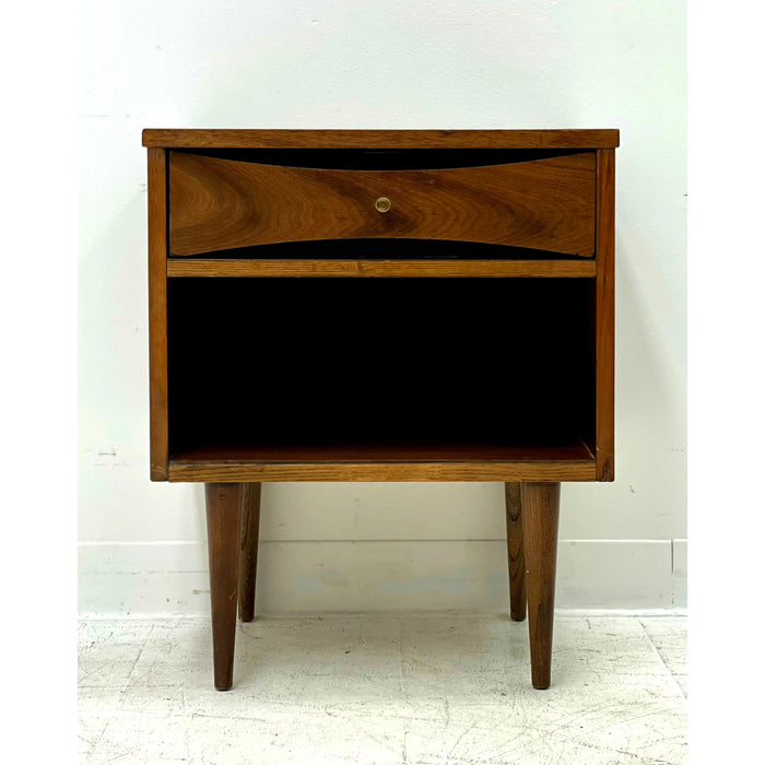 Vintage Mid Century Modern End Table Dovetail Drawer End table Stand